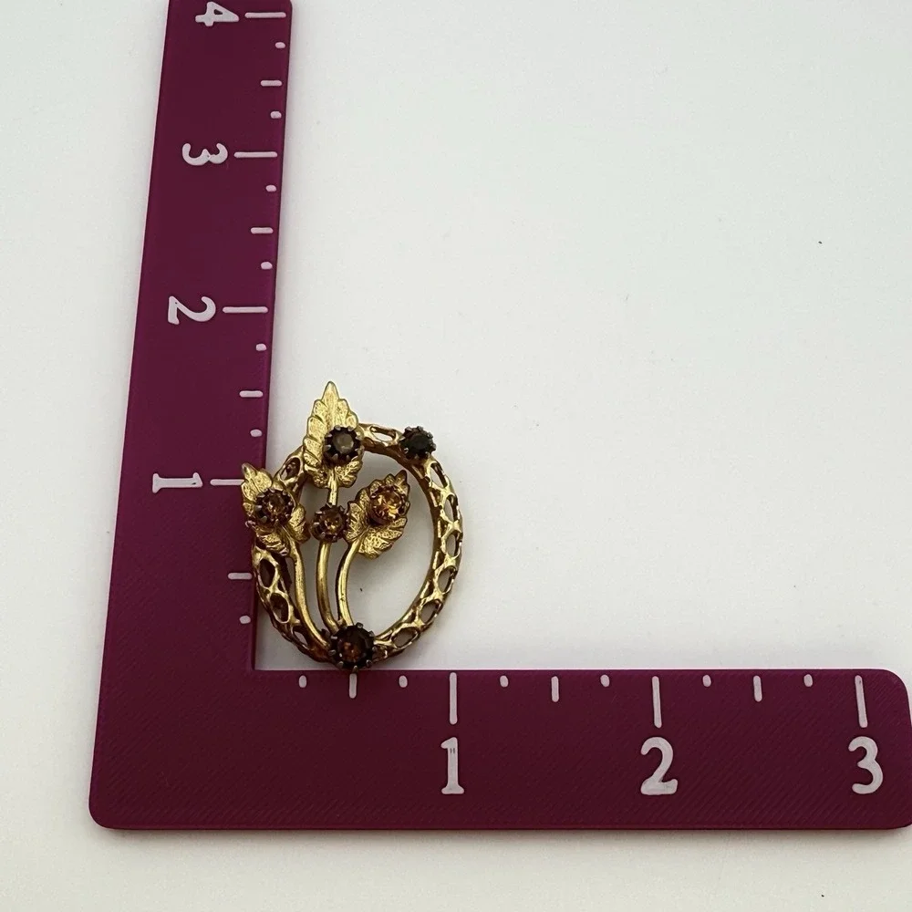 Estate vintage brooch